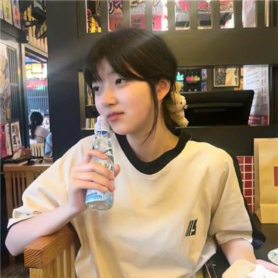女仆们